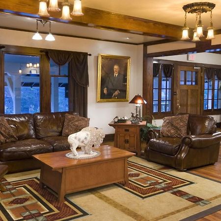 State Game Lodge At Custer State Park Resort Exterior photo